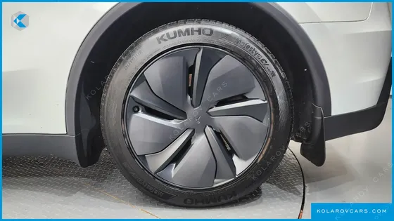 TESLA MODEL Y RWD