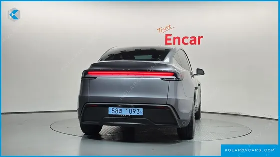 TESLA MODEL Y RWD