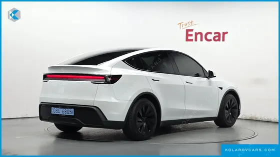 TESLA MODEL Y RWD