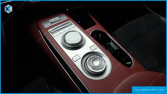 GENESIS GV70 2.5T GASOLINE AWD