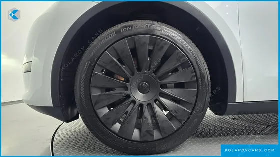 TESLA MODEL Y RWD
