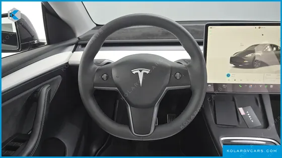 TESLA MODEL Y RWD