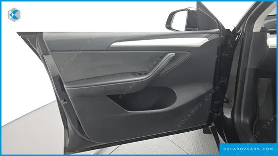 TESLA MODEL Y RWD