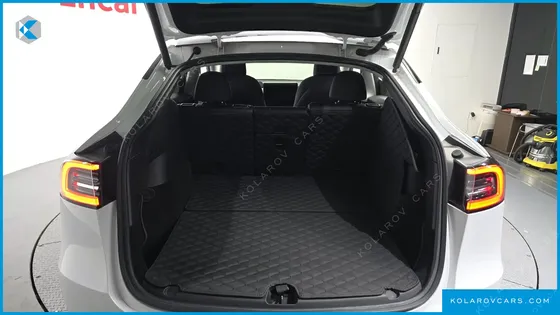TESLA MODEL Y LONG RANGE AWD