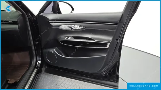 GENESIS GV70 2.5T GASOLINE 2WD