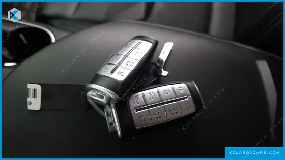 GENESIS GV70 2.5T GASOLINE 2WD