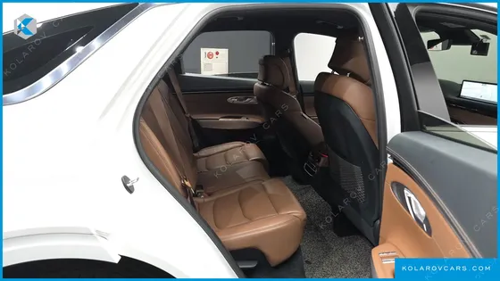 GENESIS GV70 2.5T GASOLINE 2WD