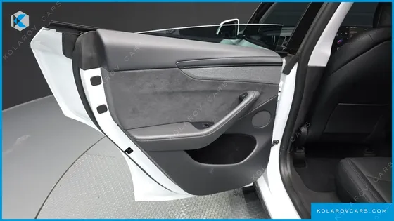 TESLA MODEL Y LONG RANGE AWD