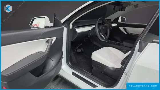 TESLA MODEL Y LONG RANGE AWD