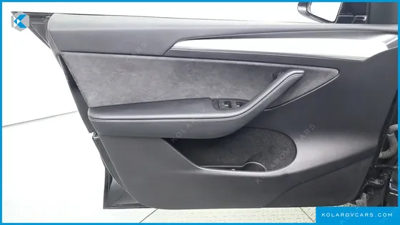 TESLA MODEL Y RWD