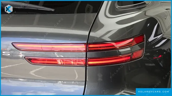 GENESIS GV70 2.5T GASOLINE 2WD