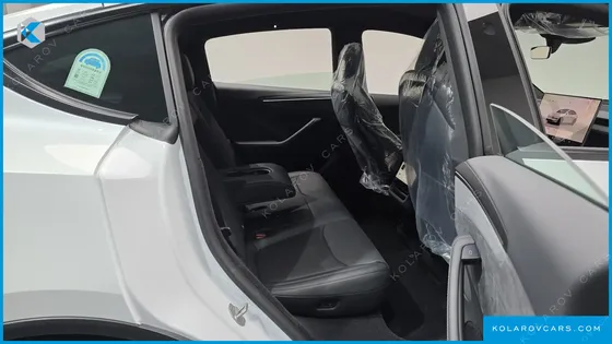 TESLA MODEL Y PREMIUM LONG RANGE AWD