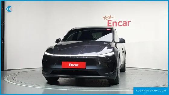 TESLA MODEL Y L LONG RANGE AWD