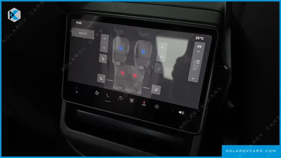 TESLA MODEL Y L LONG RANGE AWD