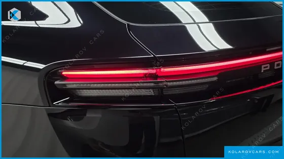 PORSCHE MACAN BASE
