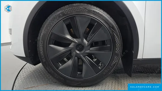 TESLA MODEL Y RWD