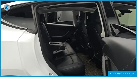 TESLA MODEL Y RWD