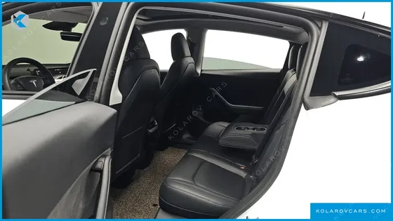 TESLA MODEL Y RWD