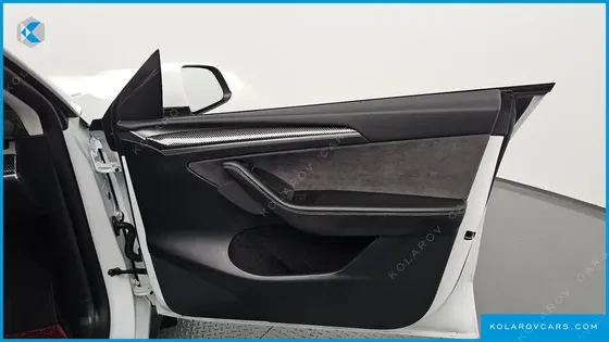 TESLA MODEL Y RWD