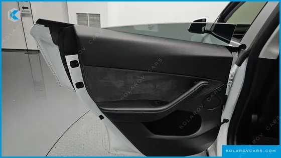 TESLA MODEL Y RWD