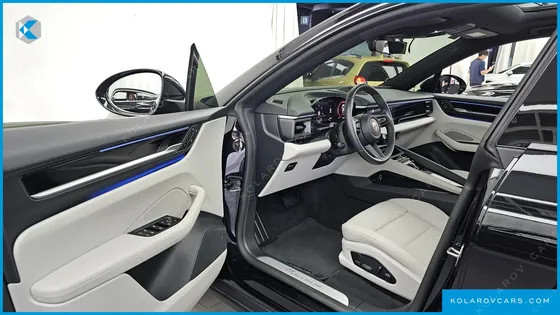 PORSCHE MACAN BASE 4