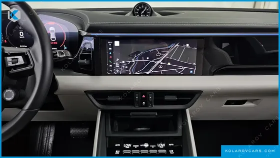 PORSCHE MACAN BASE 4