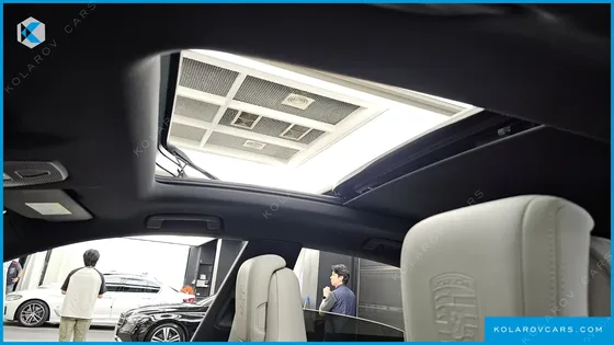 PORSCHE MACAN BASE 4