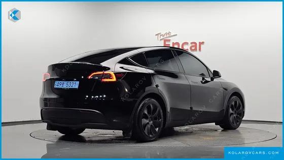 TESLA MODEL Y RWD