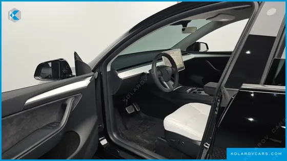 TESLA MODEL Y RWD