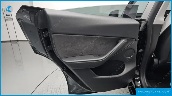 TESLA MODEL Y RWD