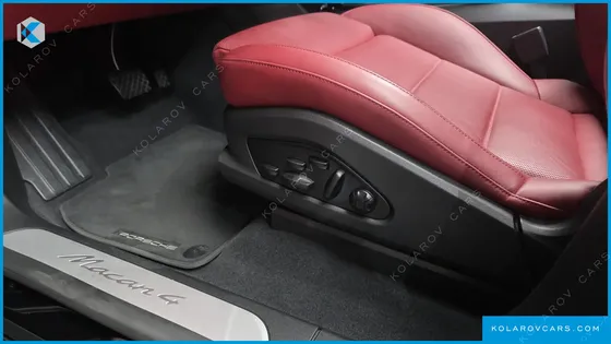 PORSCHE MACAN BASE 4