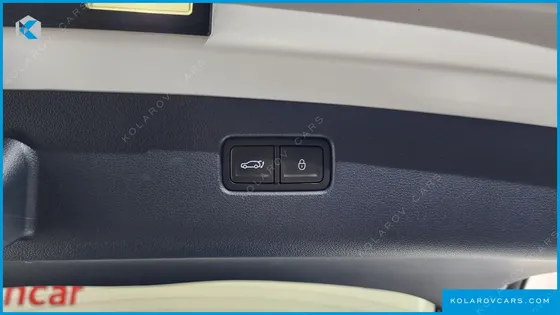GENESIS GV70 2.5T GASOLINE 2WD