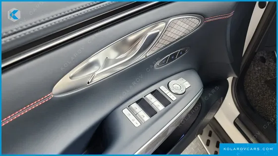 GENESIS GV70 2.5T GASOLINE 2WD