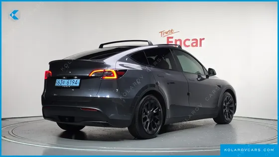 TESLA MODEL Y LONG RANGE AWD