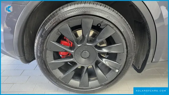 TESLA MODEL Y LONG RANGE AWD