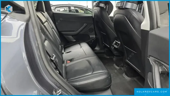 TESLA MODEL Y LONG RANGE AWD