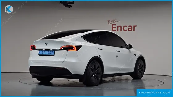 TESLA MODEL Y RWD