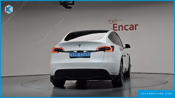 TESLA MODEL Y RWD