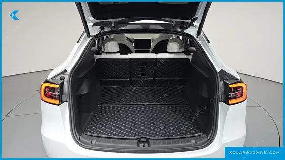 TESLA MODEL Y RWD