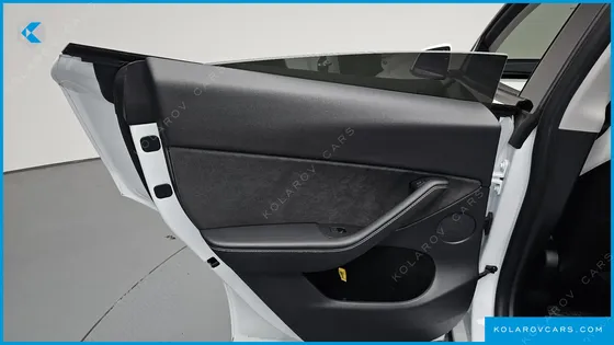 TESLA MODEL Y RWD