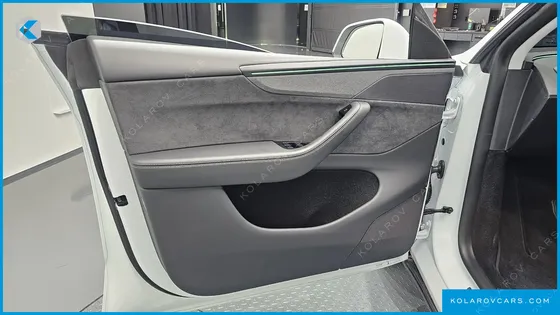 TESLA MODEL Y LONG RANGE AWD