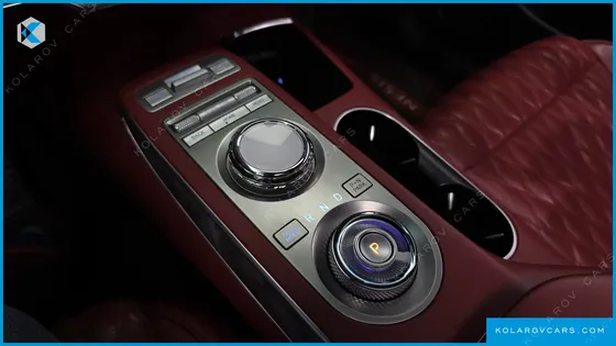 GENESIS GV70 2.5T GASOLINE 2WD