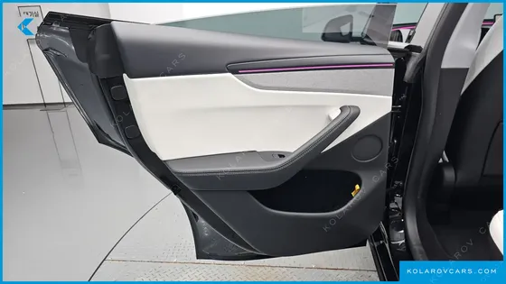 TESLA MODEL Y LONG RANGE AWD