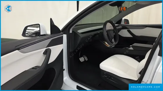 TESLA MODEL Y LONG RANGE AWD