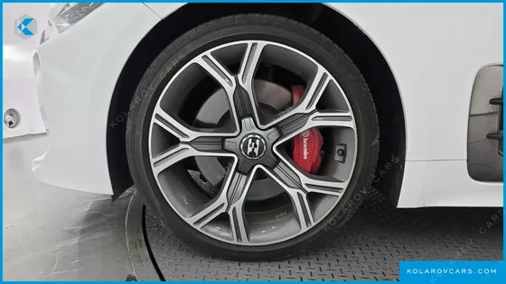 KIA STINGER 3.3 TURBO 2WD