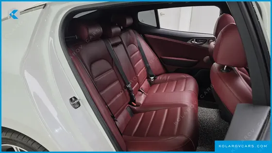 KIA STINGER 3.3 TURBO 2WD