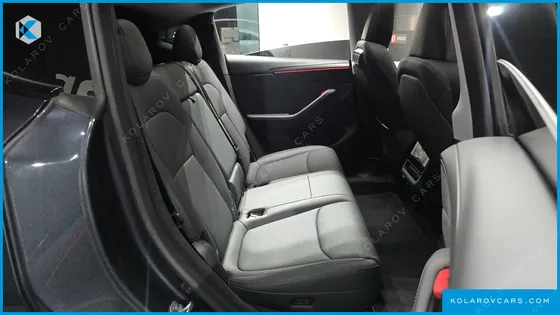 TESLA MODEL Y RWD