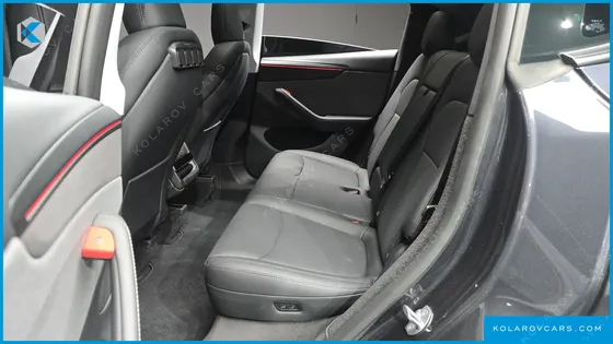 TESLA MODEL Y RWD