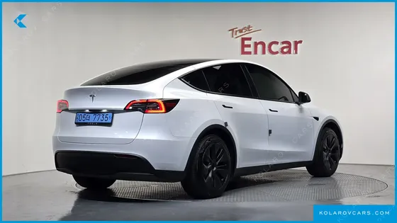 TESLA MODEL Y RWD