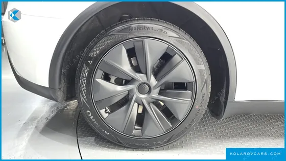 TESLA MODEL Y RWD